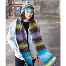 Load image into Gallery viewer, Cafe Cable Set Knit Kit
