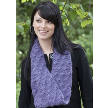 Load image into Gallery viewer, Chunky Cozy Cowl Knit Kit
