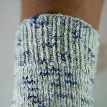Load image into Gallery viewer, Everyday EZ Fingerless Mitts Knit Kit
