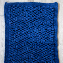 Load image into Gallery viewer, Lofty Rug Knit Kit
