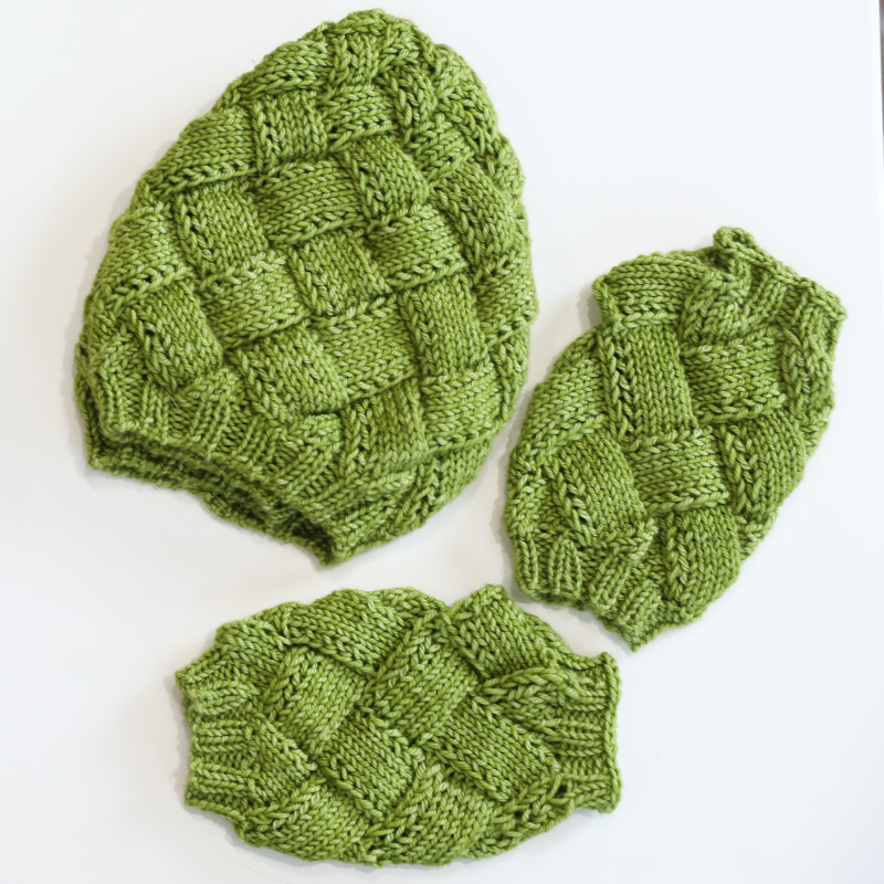 Absolute Fantasy Entrelac Hat and Fingerless Mitts Set Printed Knitting Pattern