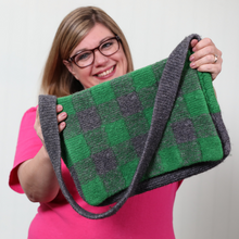 Load image into Gallery viewer, Big Check Felted Bag Knit Kit
