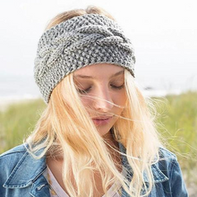 Load image into Gallery viewer, Calisson Headband Knit Kit
