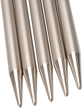 Load image into Gallery viewer, Close up of tips of 6&quot; long ChiaoGoo Premium Stainless Steel Double-Pointed Needles for knitting.
