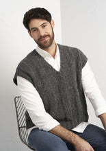 Load image into Gallery viewer, Easy Fleece Style Pattern Book from Rowan
