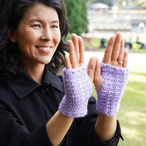 Beautiful mitts crocheted with Cascade  Cantata yarn and a pattern from the Easy Cluster Mitts Crochet Kit.
