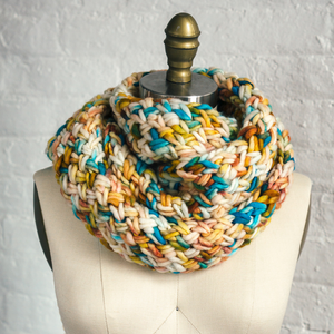 Golden Touch Cowl Knit Kit