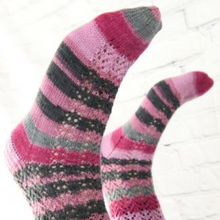 Load image into Gallery viewer, Simple Lace Socks Knit Kit
