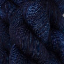 Load image into Gallery viewer, Madelinetosh Tosh Vintage Yarn
