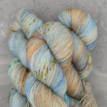 Load image into Gallery viewer, Madelinetosh Tosh Merino Light
