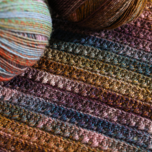 Load image into Gallery viewer, Sunset Infinity Cowl PDF Crochet Pattern
