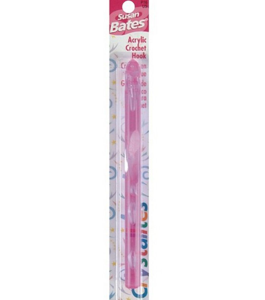 A pink translucent hook , size P, in Susan Bates packaging.